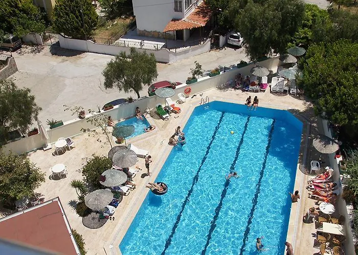 Ξενοδοχείο με διαμερίσματα Batihan Apart