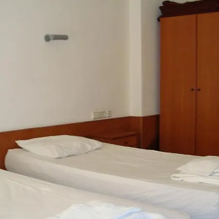 Batihan Apart 3* Kusadası