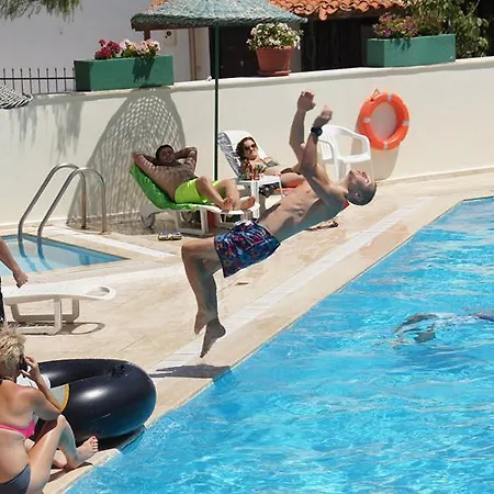 Hotel de apartamente Batihan Apart 3*